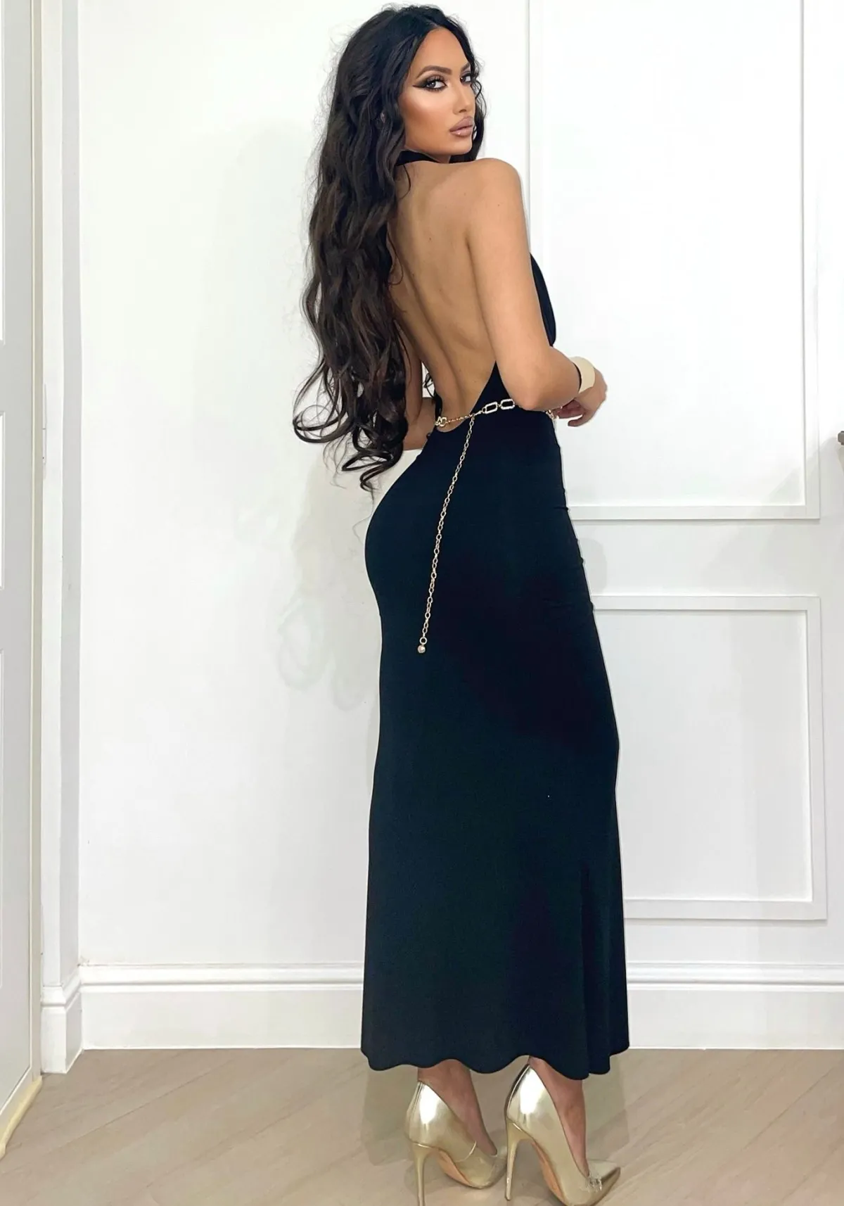 Fashion Abito nero con laccio e scollo Abiti