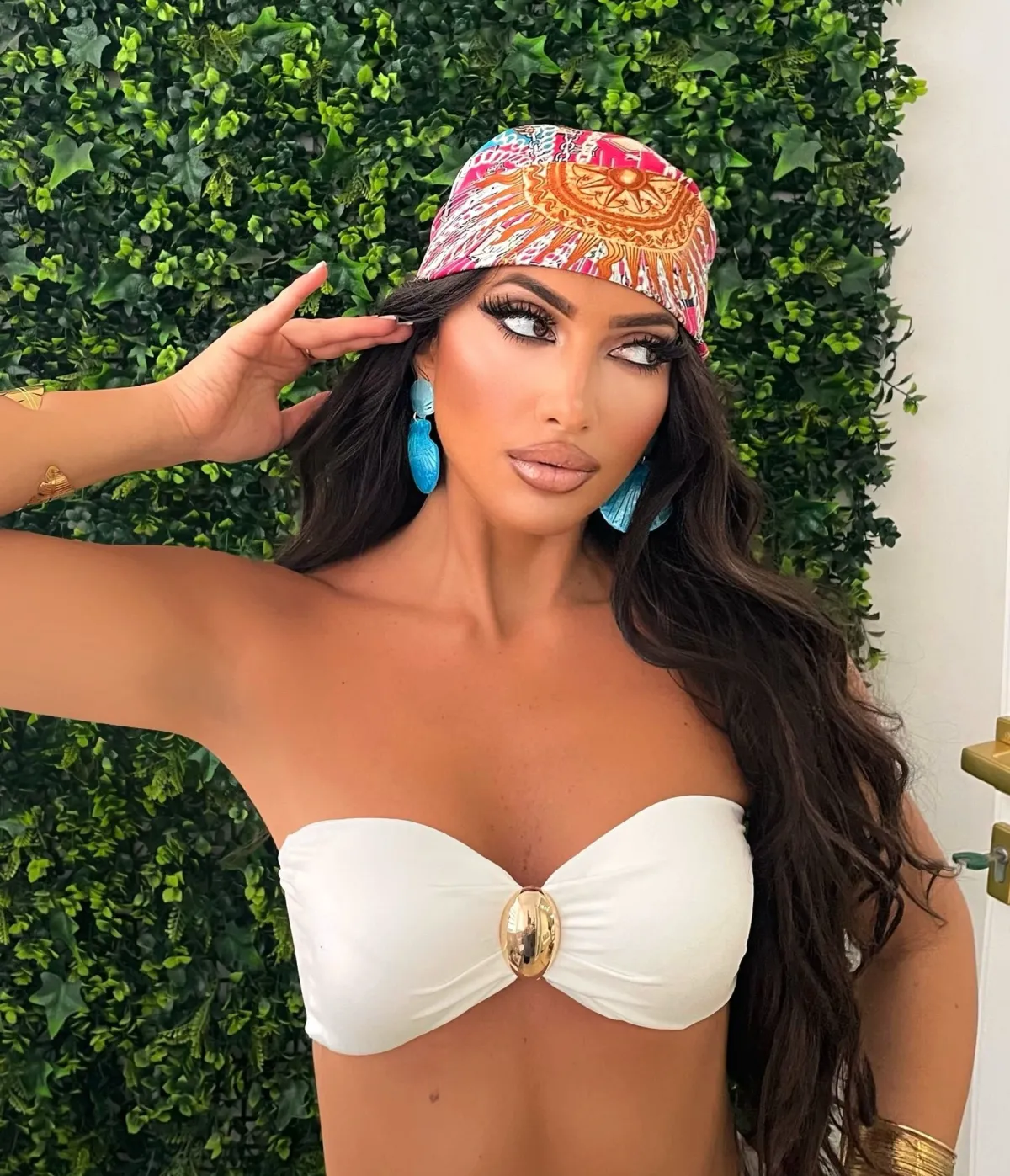 New Bikini biano tre pezzi con gioiello e gonna drappeggiata Bikini|Bikini
