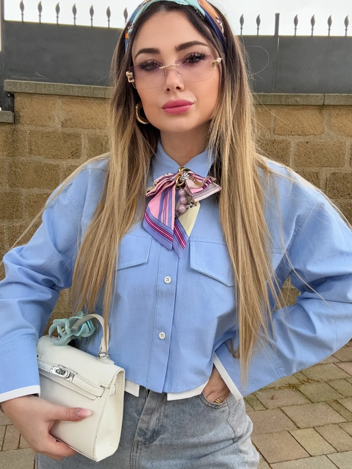 Fashion Camicia carta da zucchero con dettaglio bianco Bluse & Top