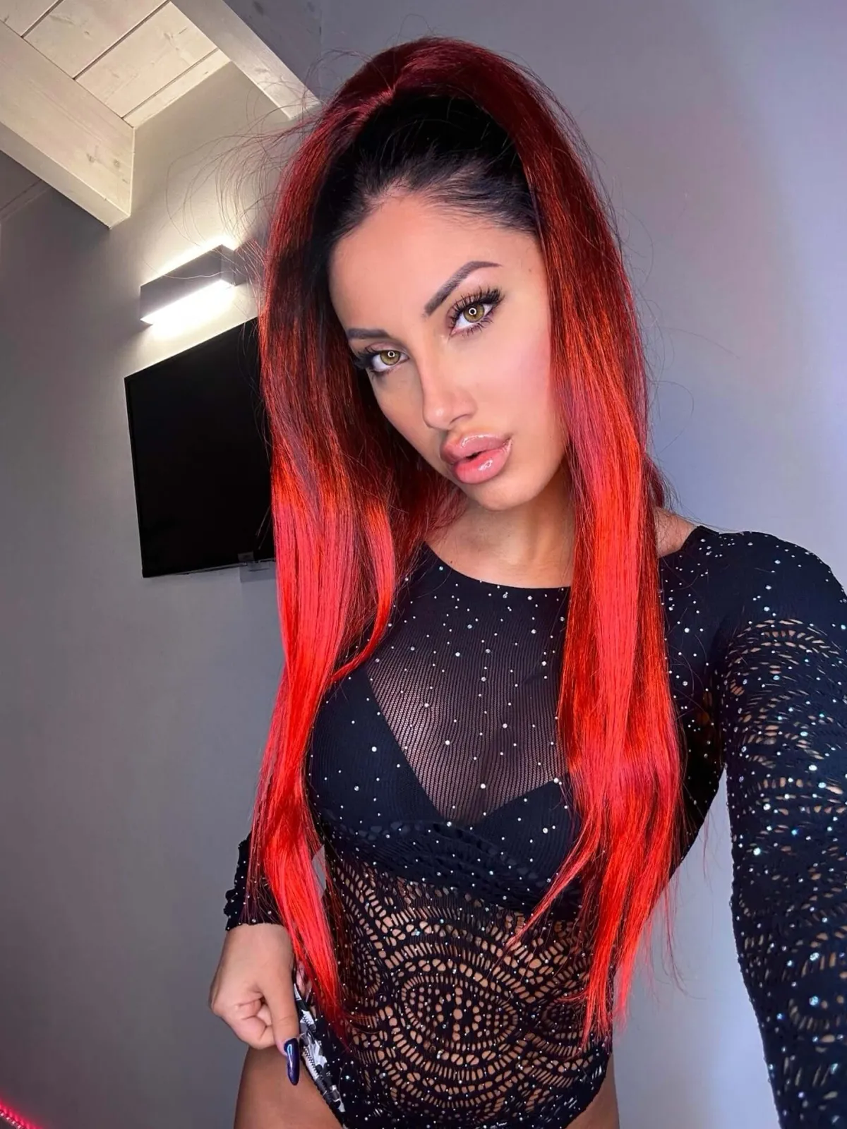 New Coda liscia con Coulisse Rosso Degradè Code Basi Nere|Code Basi Rosse