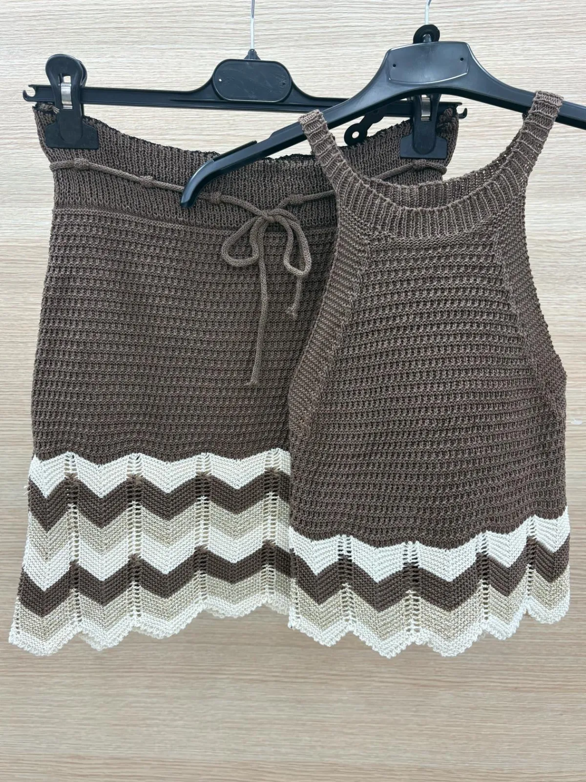 Sale Completo crochet top e gonna Choco e oro Completi & Tute