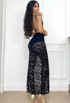 Hot Completo top e gonna in pizzo nero Completi & Tute
