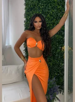 Discount Co-ord arancio con gioielli Completi & Tute