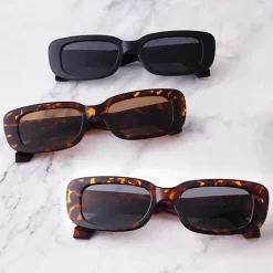 Sale Occhiale nero basic Occhiali