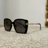 New Occhiale nero stecche con catena Occhiali