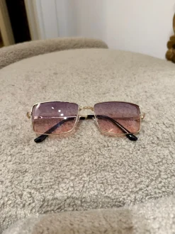 Fashion Occhiale slim rosa stecche oro Occhiali