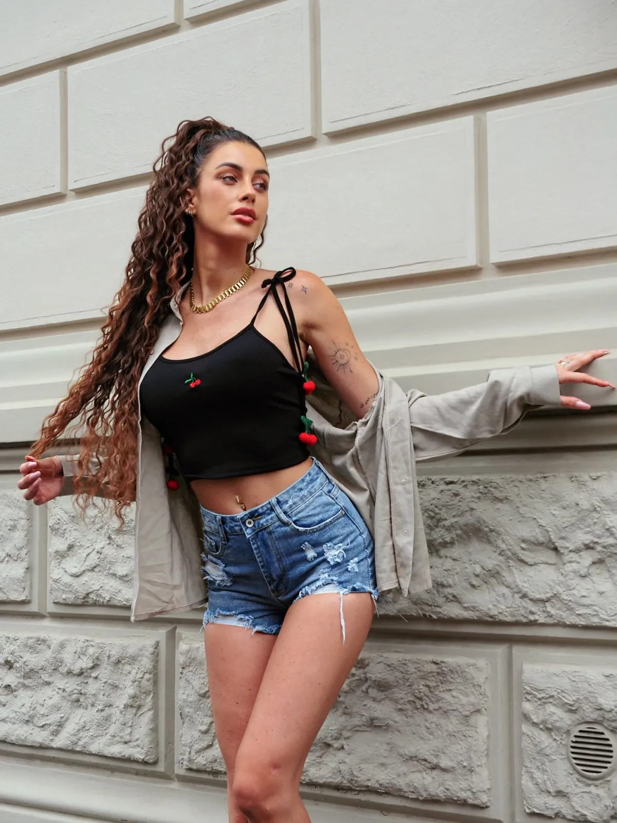 Discount Short denim chiaro con strappini Pantaloni